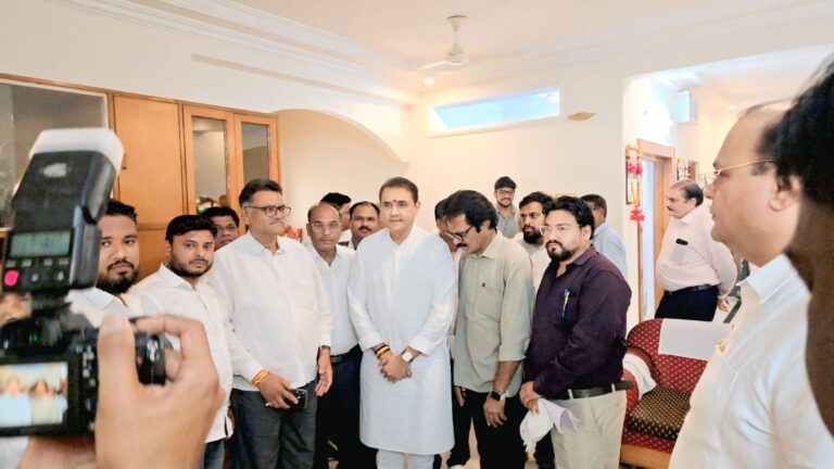 तुमसर नगर परिषदेच्या मुख्याधिकाऱ्यांच्या कार्यशैलीविरोधात राष्ट्रवादी काँग्रेसचा आक्रमक पवित्रा