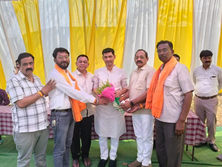 “भंडारा जिल्हा शिवसेना प्रमुख पदाधिकारी बैठक संपन्न”- नितिन सेलोकर