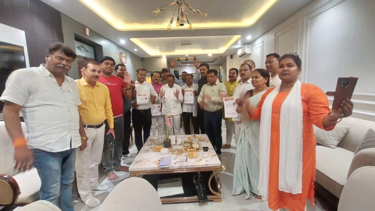 प्रयागराज मंडल के जिलाध्यक्षों को नियुक्ति पत्र दी व चयन हुई-ध्रुवचन्द जायसवाल