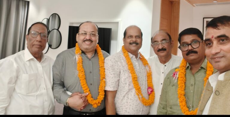 कलचुरी समाज के प्रतिष्ठित व्यक्तियों का स्वागत वंदन अभिनंदन -ध्रुवचंद जायसवाल