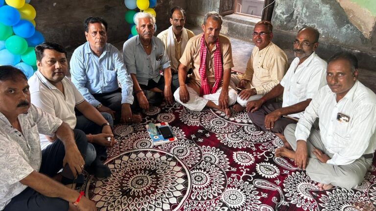 देशनोक में श्री चतुर्भुज भगवान मंदिर भूमि विवाद पर चौपाणी ब्राह्मण समाज संघर्ष समिति की बैठक