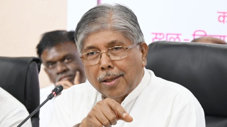 एसईबीसी व ओबीसी विद्यार्थ्यांना जात वैधता प्रमाणपत्र सादर करण्यास मुदतवाढ – उच्च व तंत्र शिक्षणमंत्री चंद्रकांत पाटील