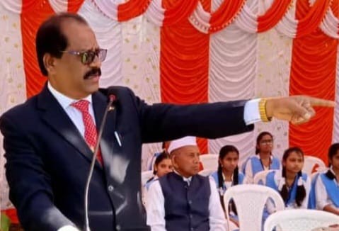 “संघर्षातून घडलेले समाजप्रबोधनाचे दीपस्तंभ” ..प्राचार्य राहूल डोंगरे…