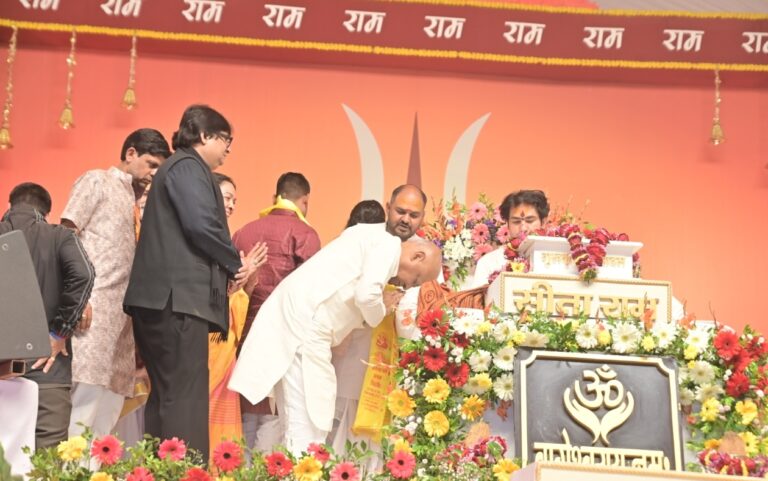 पुर्व विधायक गोपालदास अग्रवाल ने लिया बाबा बागेश्वर एवं व्यासपीठ का आशिर्वाद बालाजी सरकार की कृपा से जल्द ही गोंदिया में सजेगा बाबाबागेश्वर नाथ का दिव्य दरबार- पुर्व विधायक गोपालदास अग्रवाल